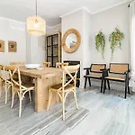 Gc - Spacious Flat In Golden