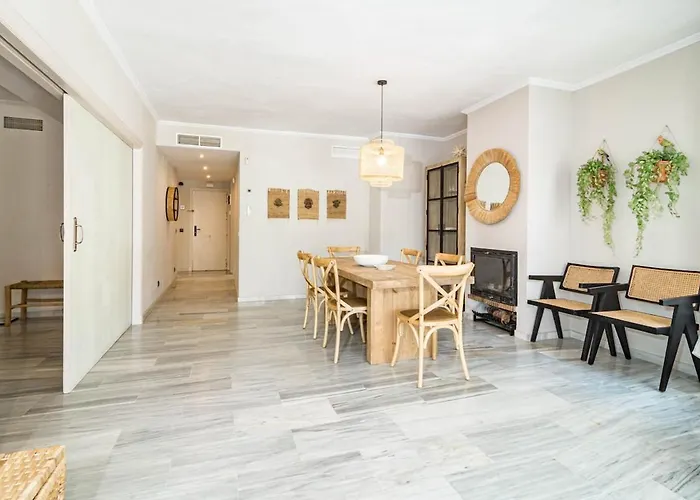 Gc - Spacious Flat In Golden Appartement Marbellac