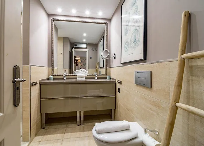 Gc - Spacious Flat In Golden Appartement *